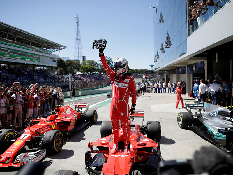 Себастьян Феттель стал победителем бразильского этапа гонок "Формула-1"