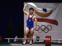 Трехкратный олимпийский чемпион по тяжелой атлетике Наим Сулейманоглу скончался в возрасте 50 лет

