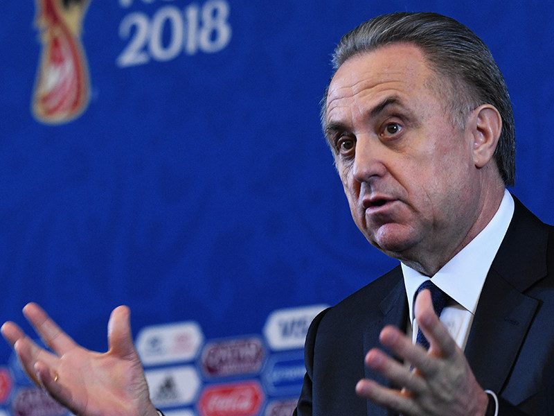 Виталий Мутко объявил на заседании исполкома Российского футбольного союза (РФС) о приостановлении деятельности на посту президента организации