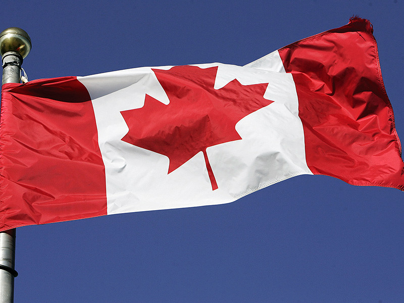 Канадские атлеты на Олимпийских играх в Пхенчхане впервые будут исполнять гендерно-нейтральный вариант национального гимна "O Canada", изменения в котором недавно были утверждены сенатом страны