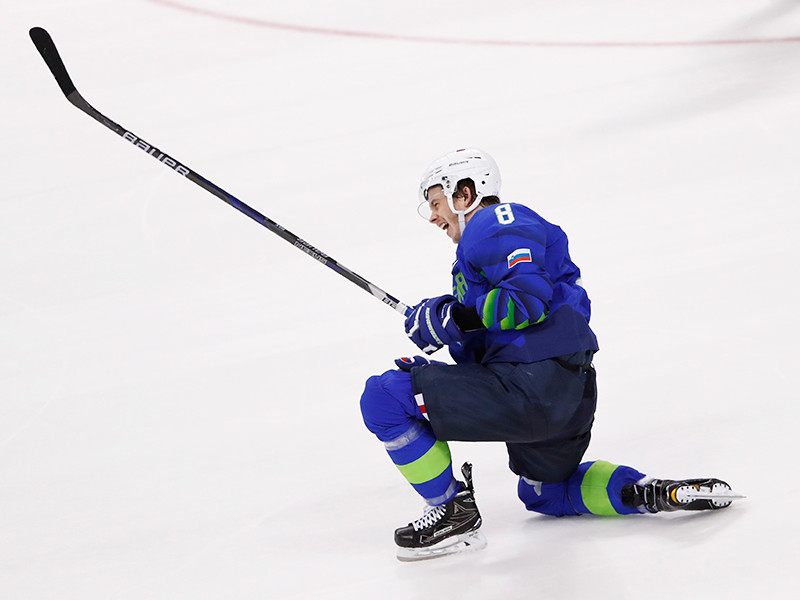 Допинг-проба нападающего мужской сборной Словении по хоккею Жиги Еглича, которая была взята на Олимпиаде, дала положительный результат на запрещенное вещество фенотерол