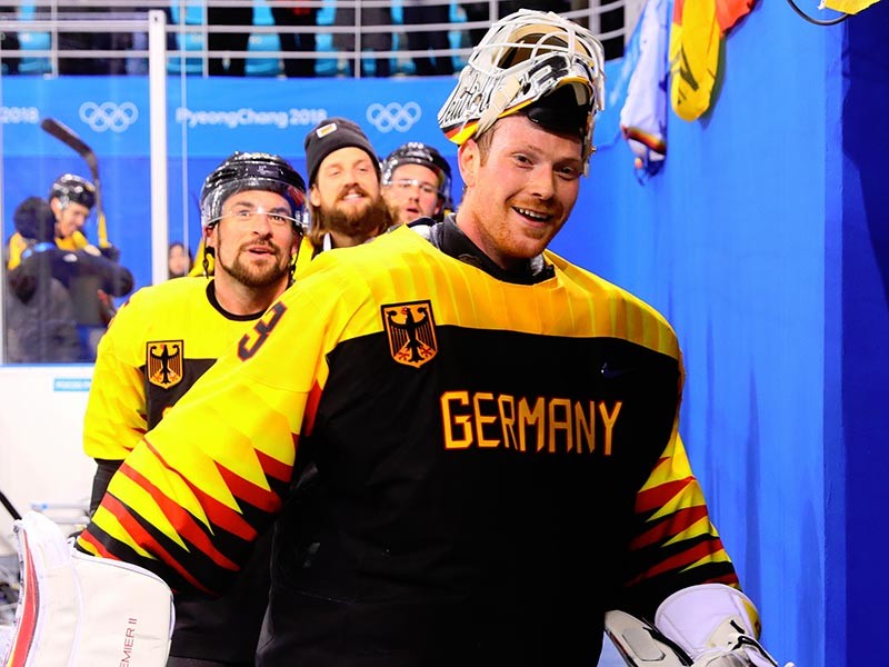 Сборная Германии победила команду Канады в полуфинале олимпийского хоккейного турнира в Пхенчхане и впервые в истории  получила шанс побороться за золотые награды Олимпиады


