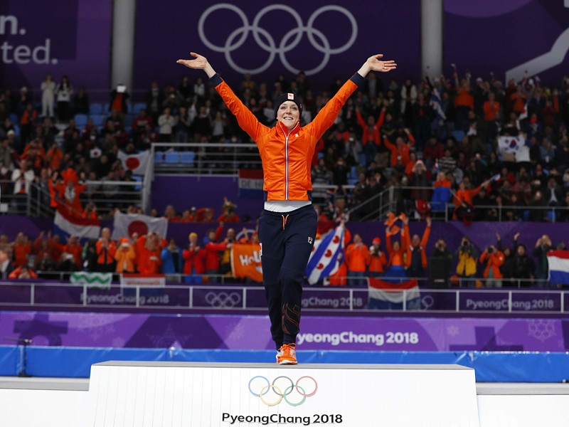 Голландка Йорин Тер Морс завоевала золото Олимпиады в Пхенчхане в состязаниях конькобежцев на дистанции 1 000 метров