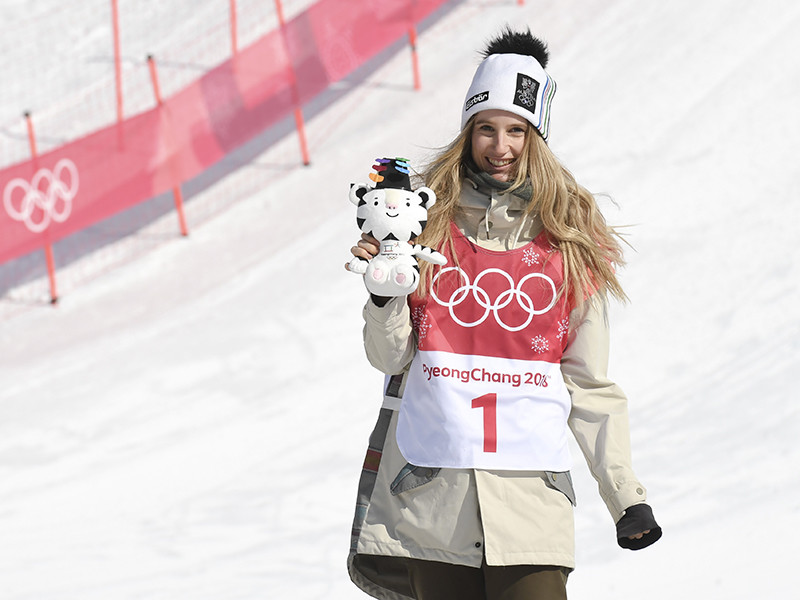Австрийская сноубордистка Анна Гассер завоевала золото Игр-2018 в биг-эйре