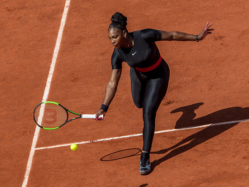 Теннисистка Серена Уильямс сыграла на Roland Garros в костюме женщины-кошки