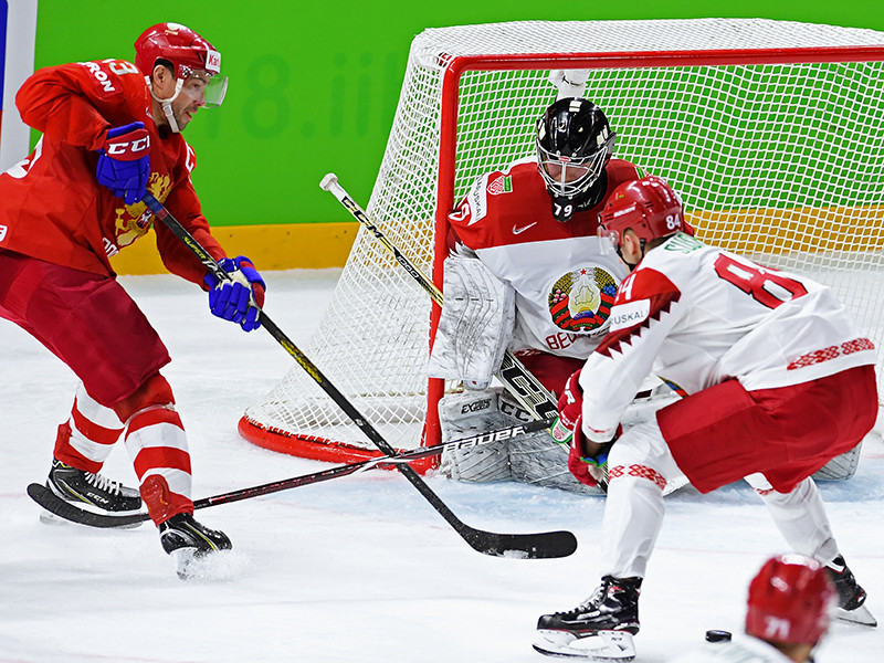 Сборная России по хоккею одержала третью подряд крупную победу на старте чемпионата мира, который в этом году принимает Дания