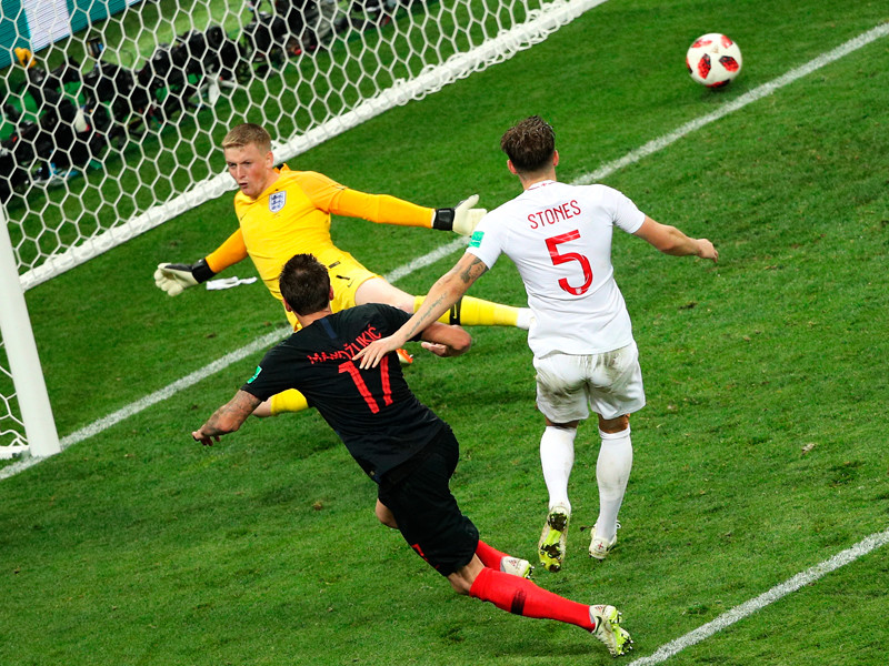 Марио Манджукич в дополнительное время забил гол, который вывел хорватов в финал ЧМ
