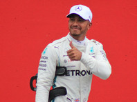 Британец Льюис Хэмилтон стал пятикратным чемпионом "Формулы-1"