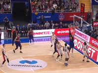 Баскетболисты ЦСКА стартовали в Евролиге с победы над "Барселоной"