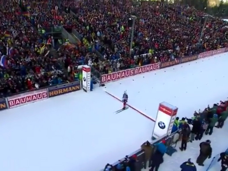 Победителем эстафеты с результатом 1:09.54,3 стала команда Норвегии, за которую бежали Ларс Хельге Биркеланд, Ветле Шостад Кристиансен, Йоханнес Бе и Тарьей Бе