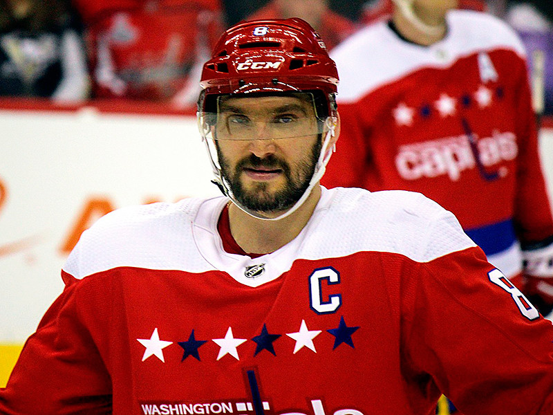 Александр Овечкин стал самым результативным россиянином в истории НХЛ