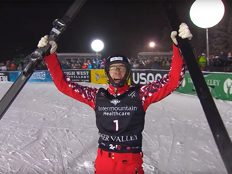 Фристайлист Максим Буров стал чемпионом мира в лыжной акробатике