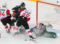 Хоккеисты омского "Авангарда" победили со счетом 3:2 в Казани "Ак Барс" и первыми из всех участников плей-офф вышли в следующую стадию розыгрыша Кубка Гагарина

