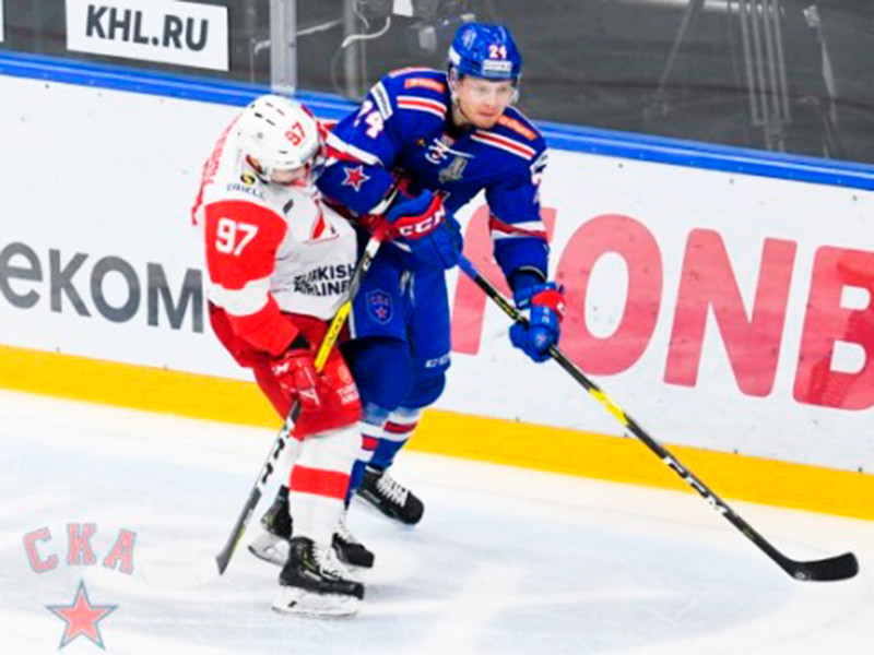 СКА повел в серии плей-офф КХЛ против "Спартака", одержав третью победу подряд