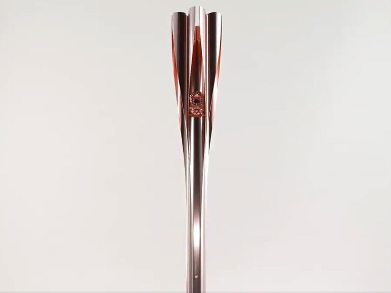 Японцы представили факел Олимпиады 2020 года в форме цветка сакуры
