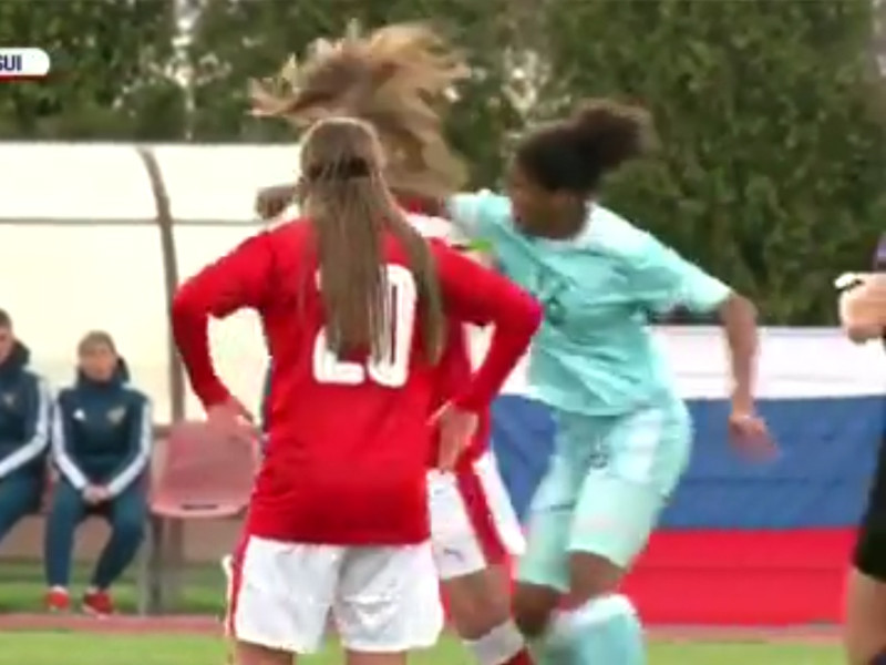 Капитана женской сборной России по футболу дисквалифицировали за драку со швейцаркой