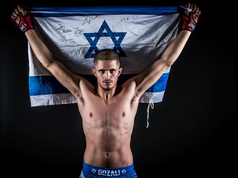 На состоявшемся в американском Бриджпорте турнире Bellator 225 израильский боец Авив Гозали установил рекорд организации по продолжительности поединка