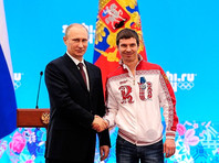 Владимир Путин награждает Евгения Устюгова орденом Почета, 24 февраля 2014 года