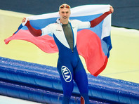 Конькобежец Кулижников выиграл золото чемпионата мира