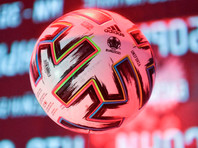 Союз европейских футбольных ассоциаций не планирует менять сроки проведения чемпионата Европы по футболу из-за вспышки коронавируса
