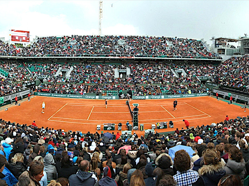 Президент Французской федерации тенниса Бернар Джудичелли не исключает, что Открытый чемпионат Франции будет проведен в сентябре без зрителей
