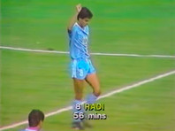 На чемпионате мира в Мексике, который проходил в 1986 году, он забил мяч знаменитому голкиперу Жан-Мари Пфаффу
