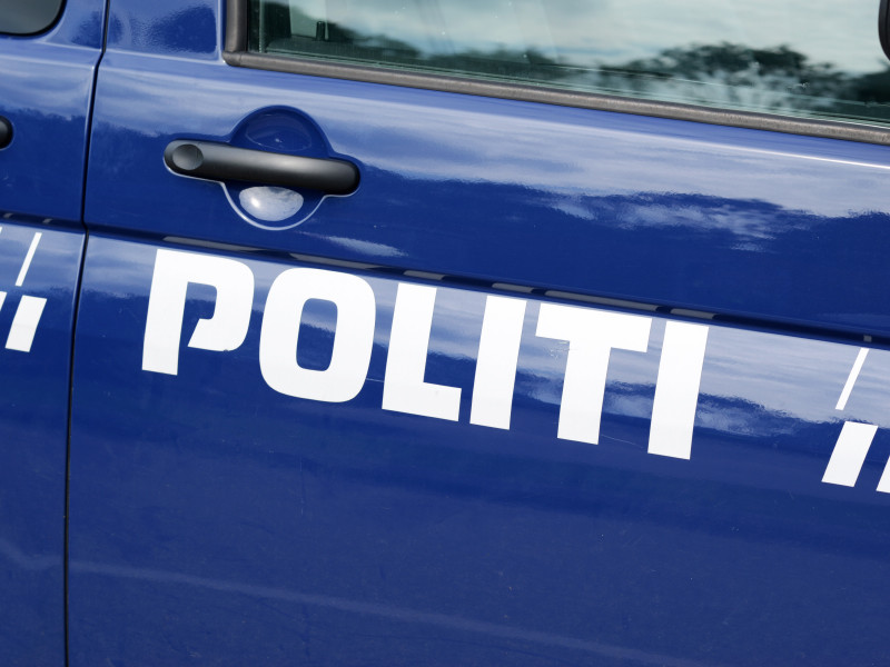 В Дании полиция избила болельщиков дубинками за несоблюдение социальной дистанции
