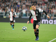 Cristiano Ronaldo broke the club's best performance record for the season with 36th goal.  Previously, the record belonged to Hungarian striker Ferenc Hirser, who recorded 35 goals in the 1925/26 season.