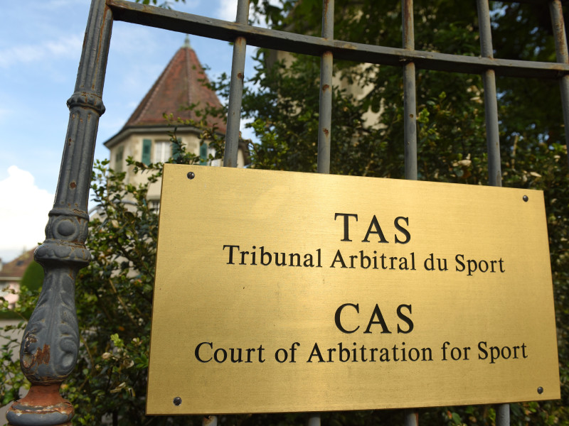 Спортивный арбитраж в Лозанне отложил решение по делу российских биатлонисток