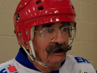 В американском городе Дулут возрасте 99 лет от последствий инсульта скончался самый пожилой из действующих хоккеистов мира Марк Сертич