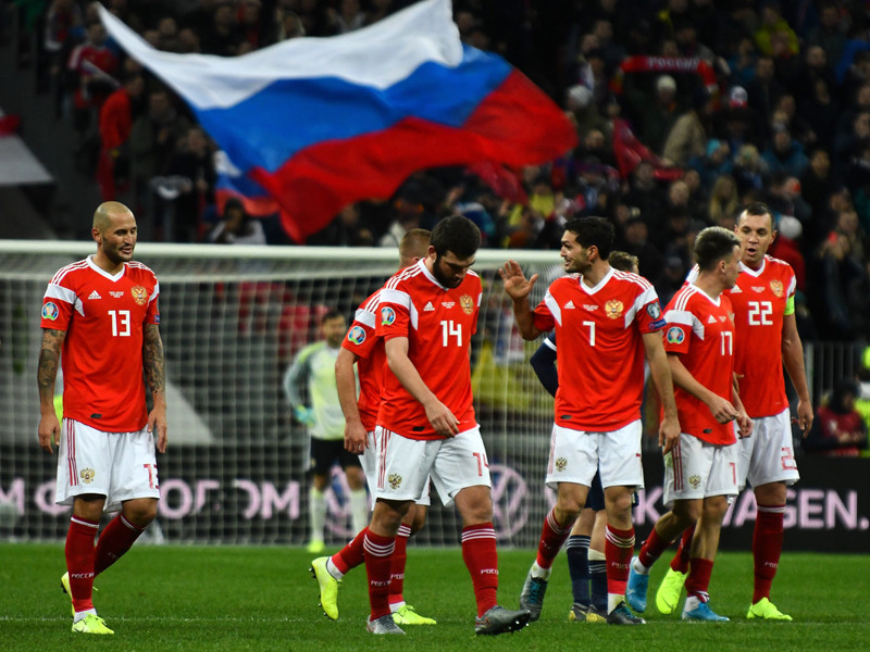 Футбольная сборная России поднялась в рейтинге ФИФА