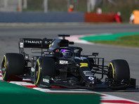 Команда чемпионата мира по автогонкам в классе машин "Формула-1" "Рено" в следующем сезоне будет называться "Альпин", сообщается на официальном сайте команды
