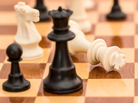 Возобновление турнира претендентов на шахматную корону перенесено на весну
