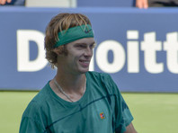 Теннисист Рублев лишился шансов на выход в полуфинал Итогового турнира ATP