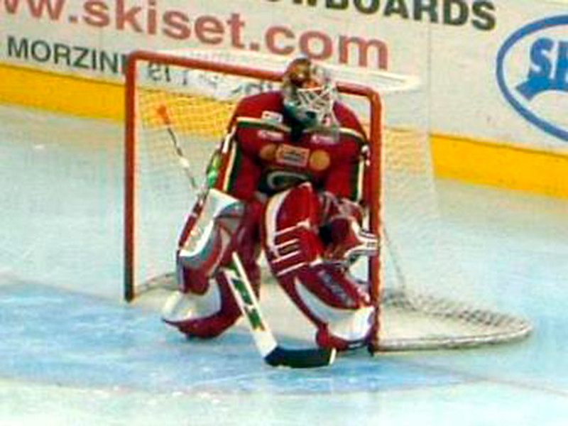 Олимпийский чемпион по хоккею 1994 года в составе сборной Швеции Томми Сало приговорен к двум месяцам тюремного заключения за вождение в нетрезвом виде