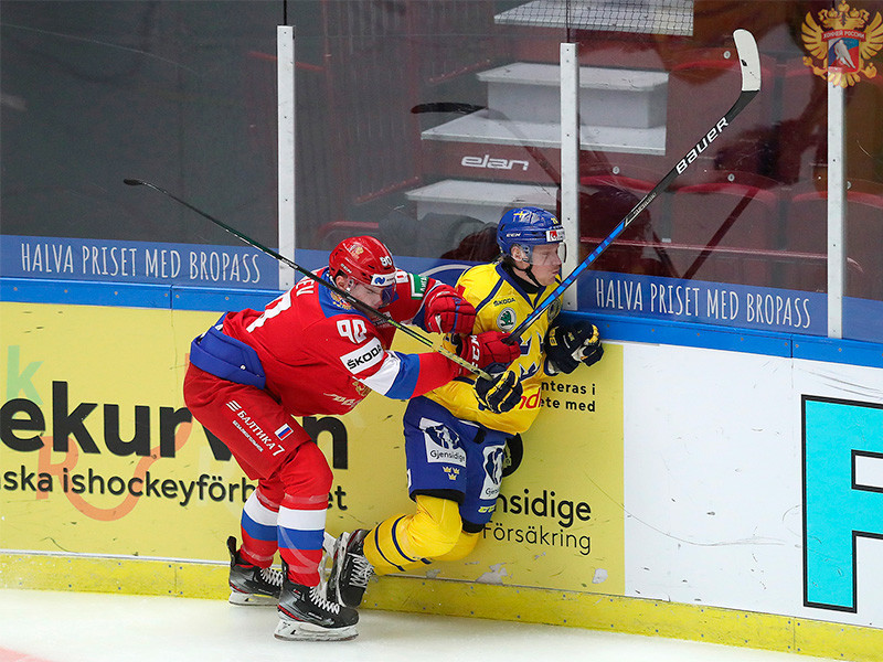 В Мальмё сборная России в матче второго тура Шведских хоккейных игр по буллитам переиграла хозяев турнира со счетом 2:1

