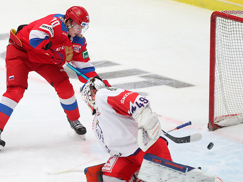 В Мальмё сборная России победила команду Чехии со счетом 7:4 (1:1, 1:2, 5:1) в матче третьего тура Шведских хоккейных игр и досрочно стала победителем Евротура

