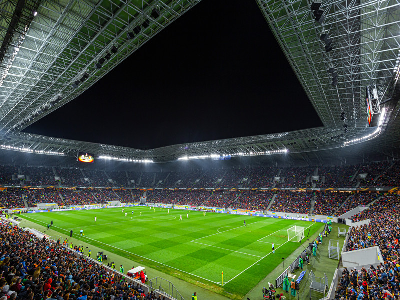 Футбольный стадион "Арена Львов" в украинском городе Львов в скором времени может быть переименован в честь Степана Бандеры