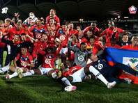 Клуб "Лилль" впервые за десять лет чемпионом Франции по футболу