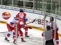 Чешские хоккеисты забросили четыре безответные шайбы в ворота россиян