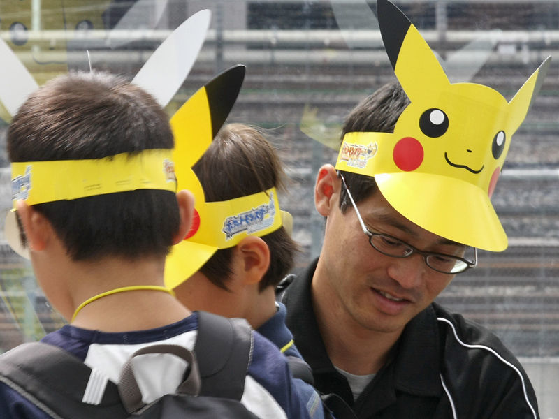 Поклонники компьютерных игр Pokemon возмущены отказом японского разработчика серии - компании Nintendo - сохранить имена некоторых персонажей, в частности таких знаковых, как Пикачу