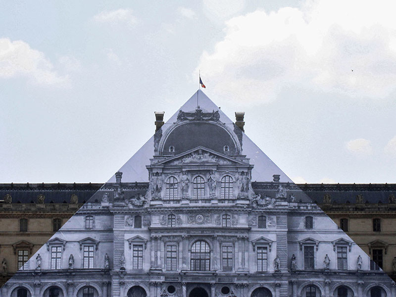 Один из самых крупных музеев мира Лувр закрылся в пятницу, 3 июня, для посетителей из-за наводнения в столице Франции Париже