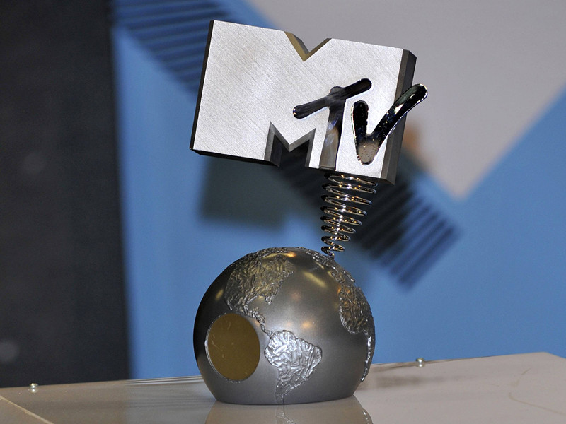 Телеканал MTV назвал финалистов зрительского голосования за пятого номинанта на премию MTV Europe Music Awards в номинации "Лучший российский исполнитель"