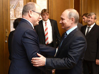Президент РФ Владимир Путин встретился с князем Монако Альбером II, который прибыл в российскую столицу, чтобы принять участие в Днях Монако