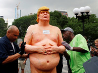 Статуя, изображающая кандидата на пост президента США от Республиканской партии Дональда Трампа в обнаженном виде, была продана за 21,8 тысячи долларов на аукционе в Лос-Анджелесе