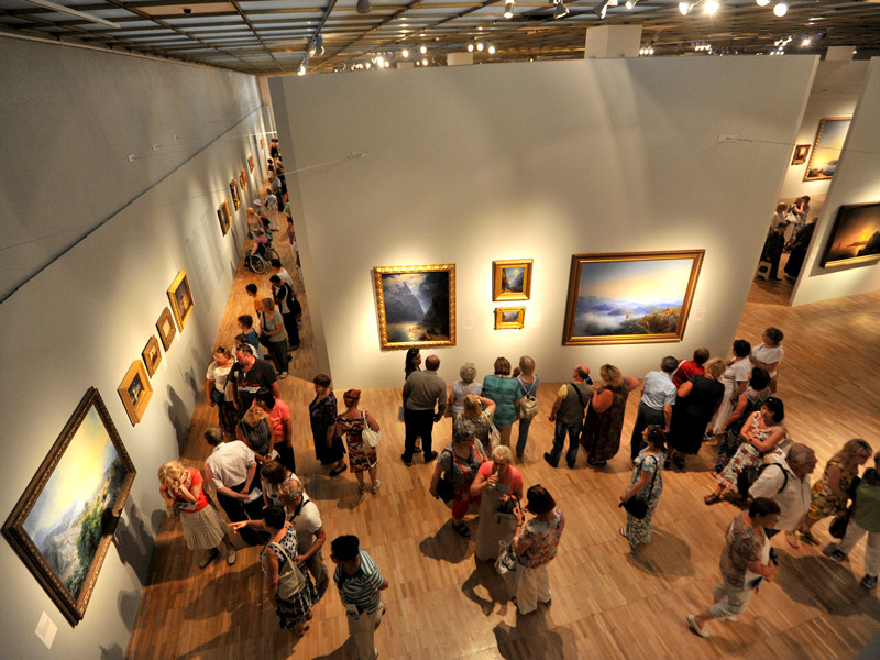 Третьяковская галерея продлила до полуночи время работы выставки Айвазовского