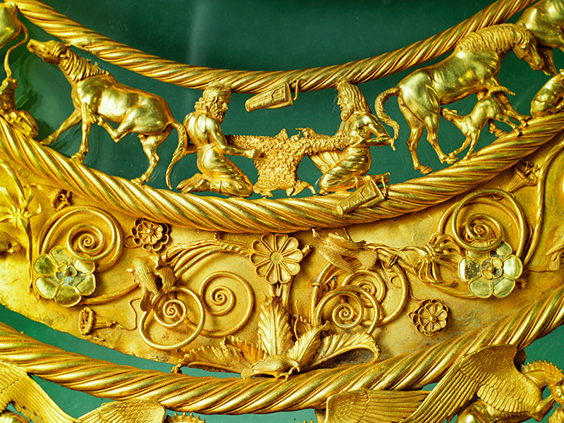 В Киеве решили разместить вернувшееся из Голландии скифское золото в "Национальном музее истории"