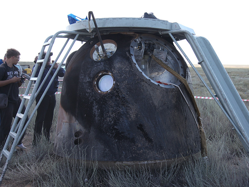 Спускаемая капсула российского космического корабля "Союз ТМА-19М", на борту которой британский космонавт Тим Пик 18 июня 2016 года вернулся на Землю с Международной космической станции (МКС), выставлена в Лондонском музее науки
