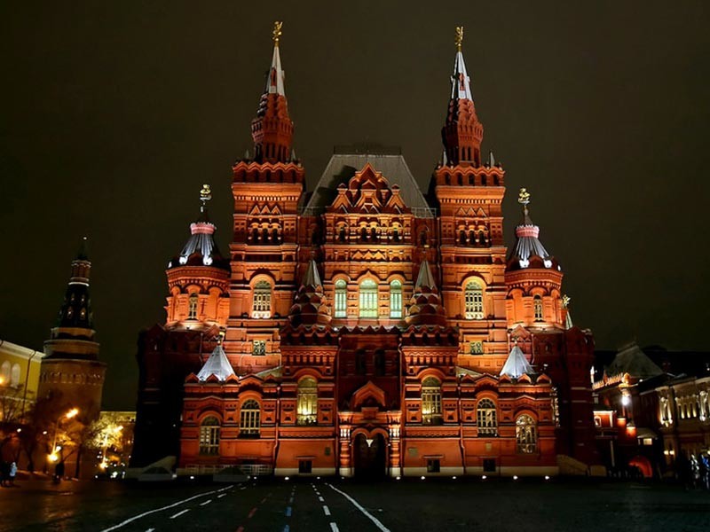 Музеи Московского Кремля в субботу, 20 мая, впервые примут участие во всероссийской акции "Ночь музеев"
