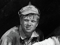 Николай Годовиков в роли Петрухи в кинофильме "Белое солнце Пустыни", 1 ноября 1970 года